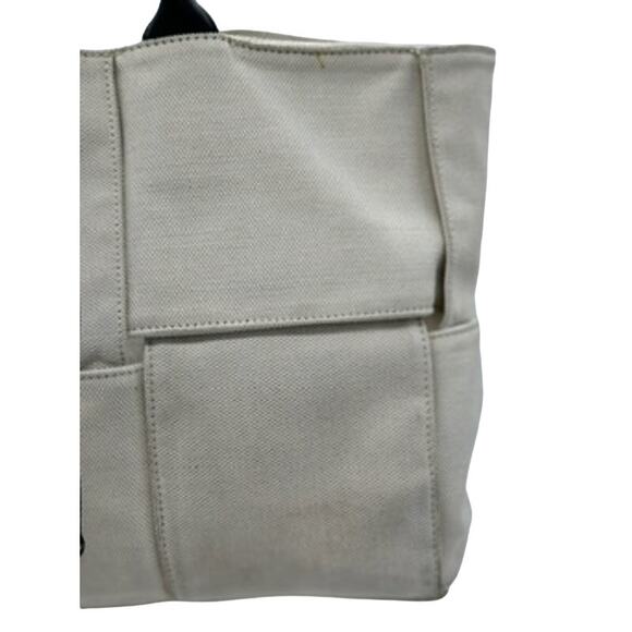 Bottega Veneta Canvas Medium Arco Tote - Picture 4 of 16